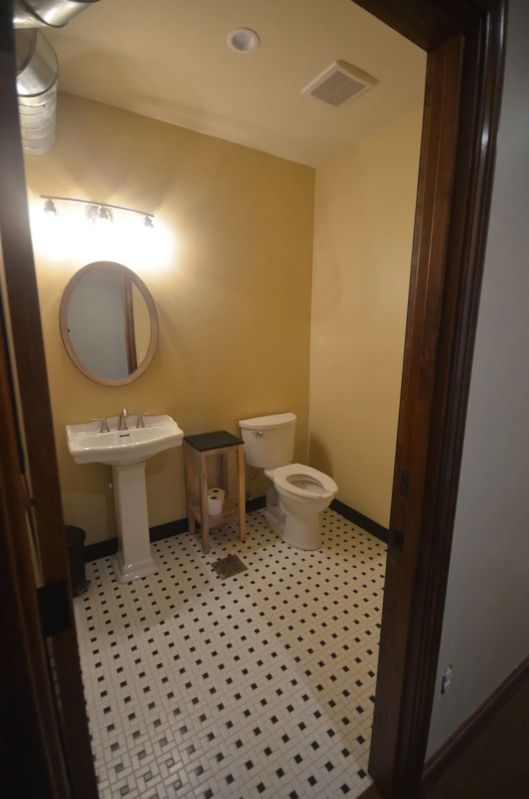 First Avenue Office Suites, photo 4 of 4